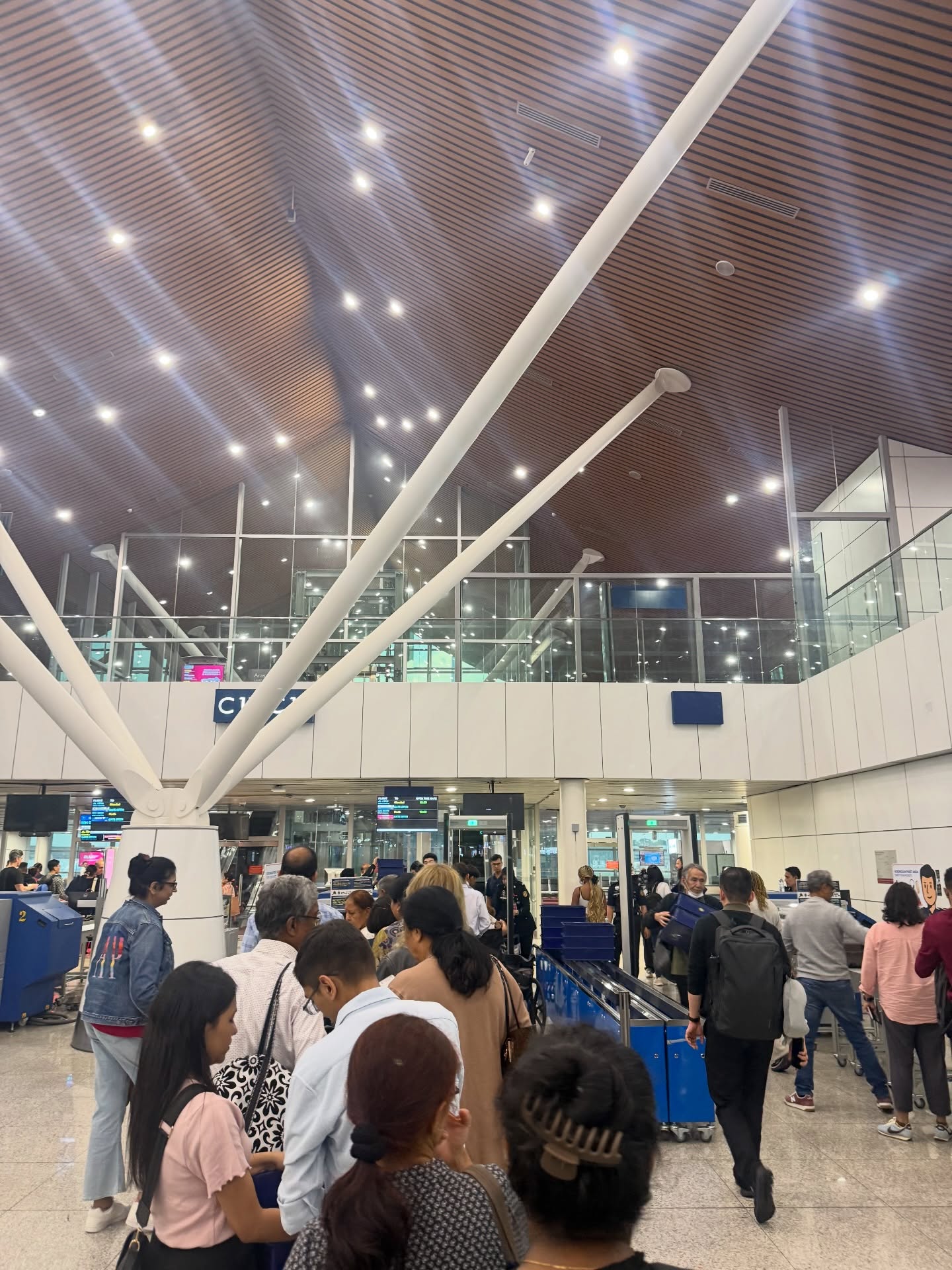 今日から和歌山県レスリング協会の12名でインド合宿です。